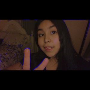 Meet your Posher, Leslie